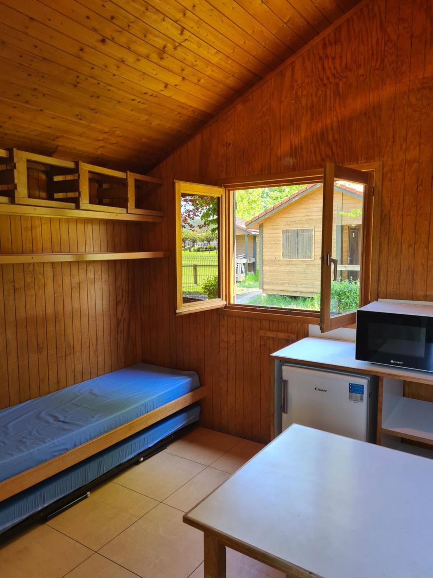 Les Chalets Guinguette Capdenac-Gare Buitenkant foto